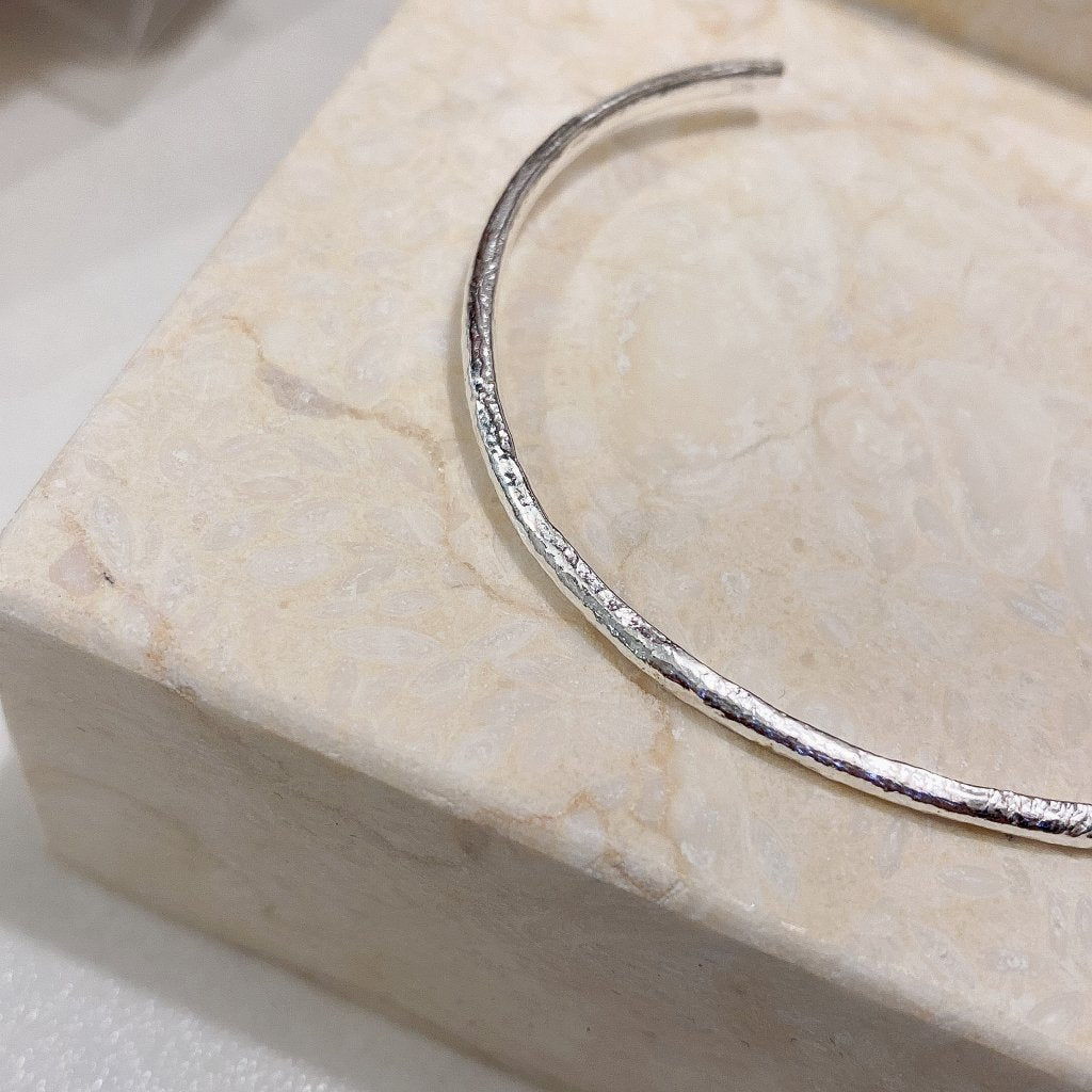 B1112/B1113 Foil Pattern Bracelet