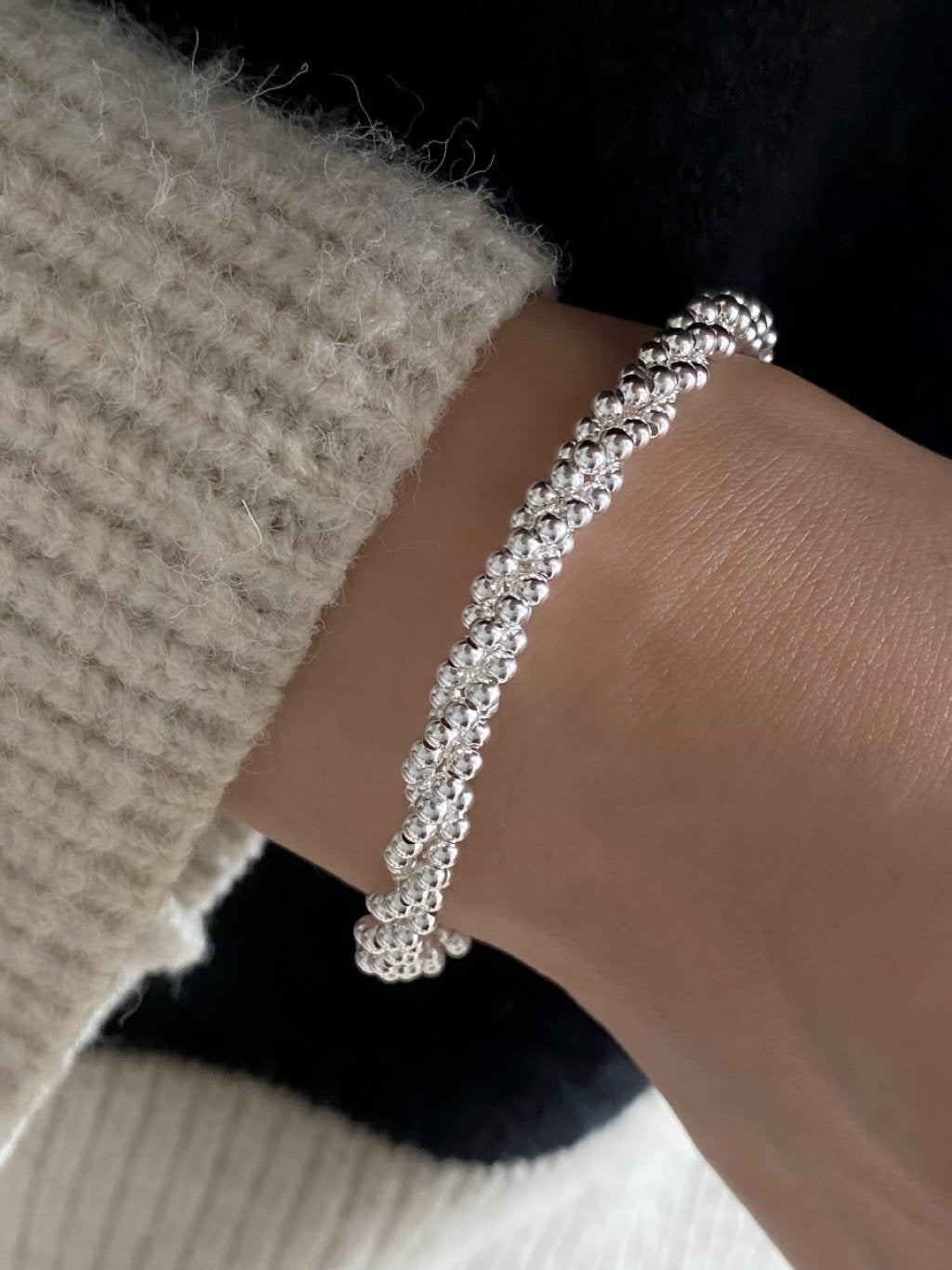B1288 Twist Bracelet