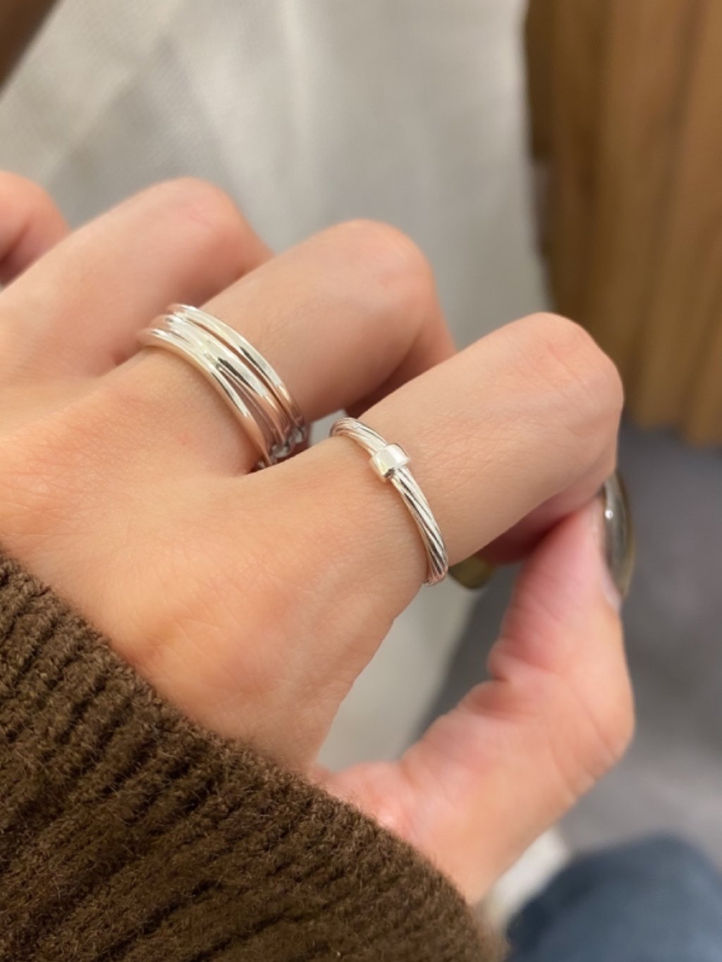 R1430 Twirl Cube Ring