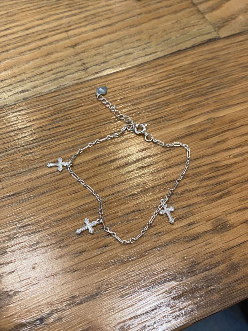 B1390 Cross Baby Bracelet
