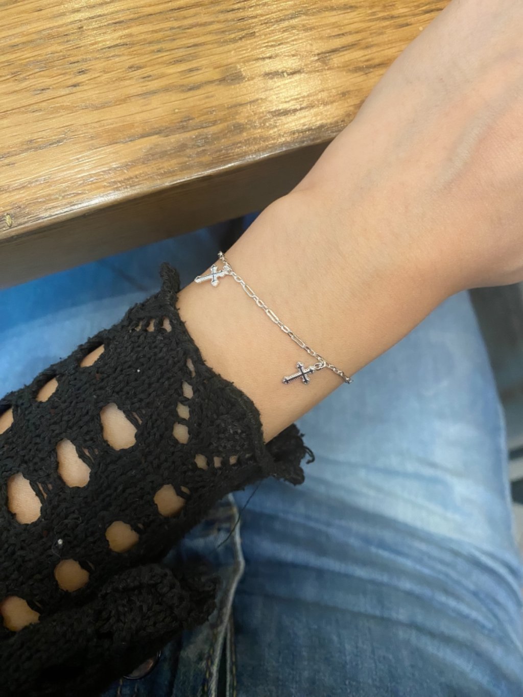 B1390 Cross Baby Bracelet