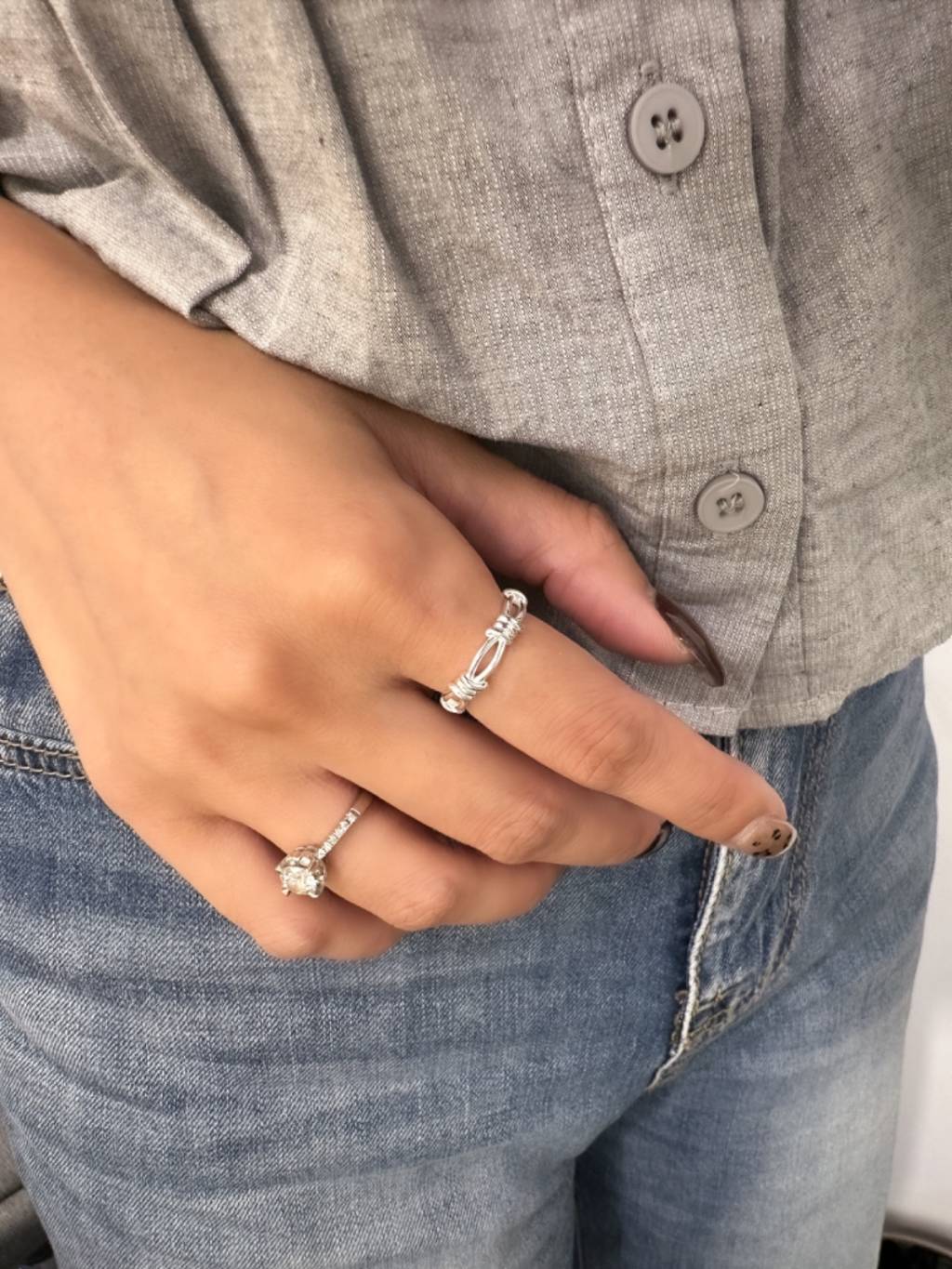 R1584 Knot Ring