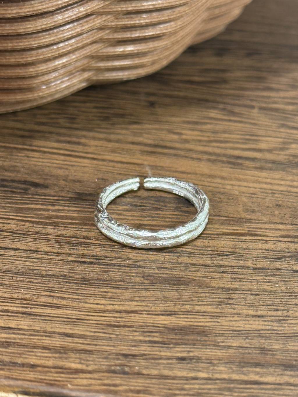 R1605 Double-layered Foil Ring