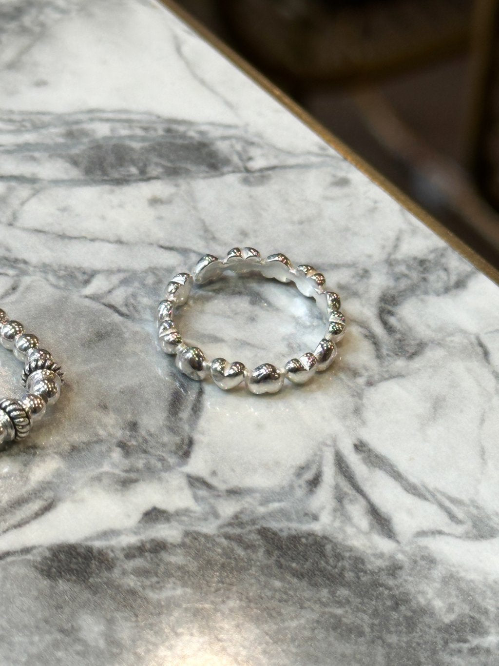 R1631 Interlocking Hearts Ring
