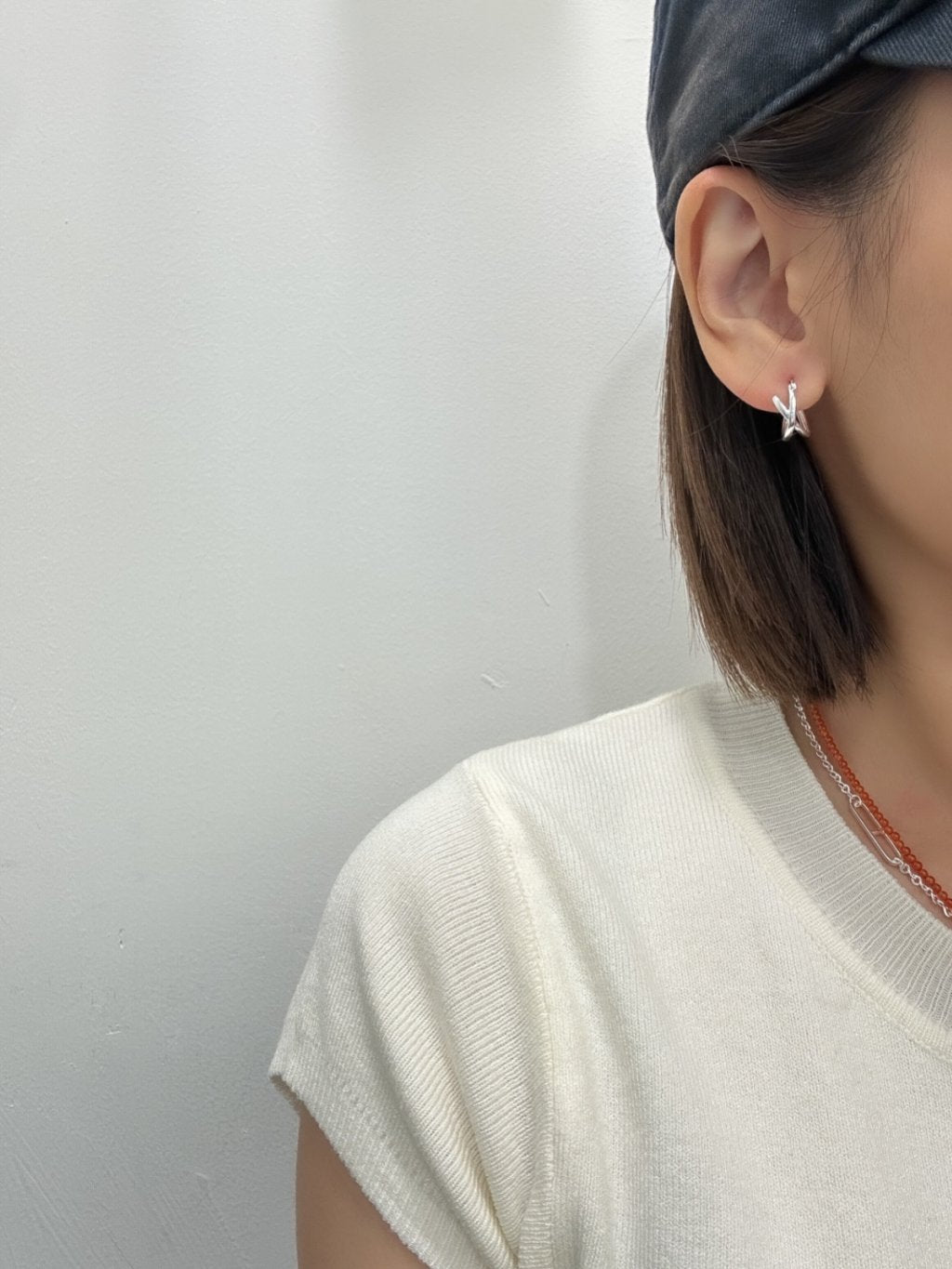 E1411 交叉耳圈耳環