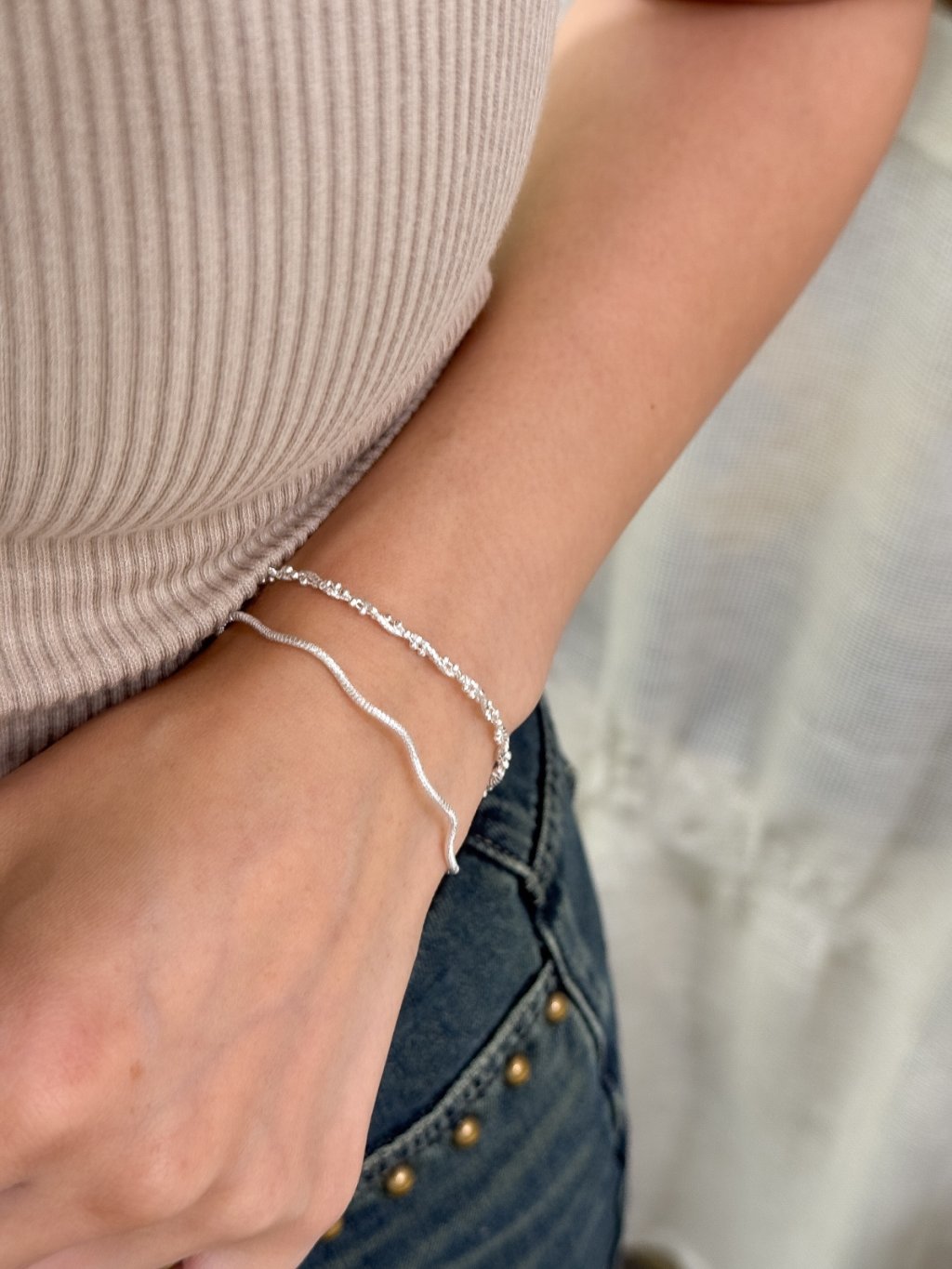 B1489 Wavy Frosted Stiff Bracelet