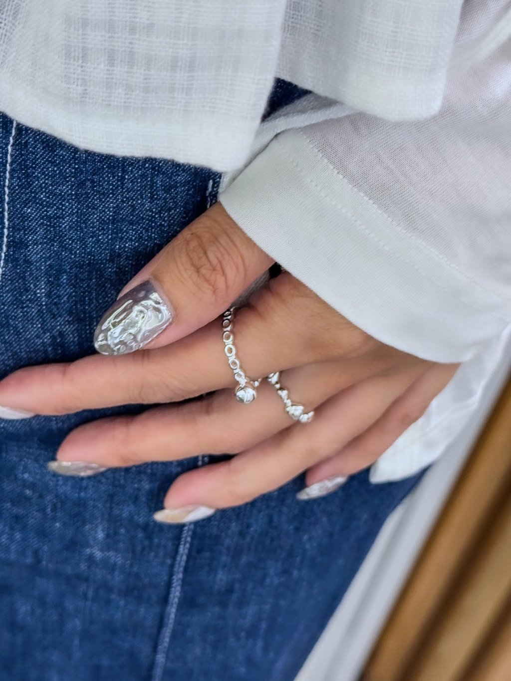 R1673 Beaded Hollow Ring