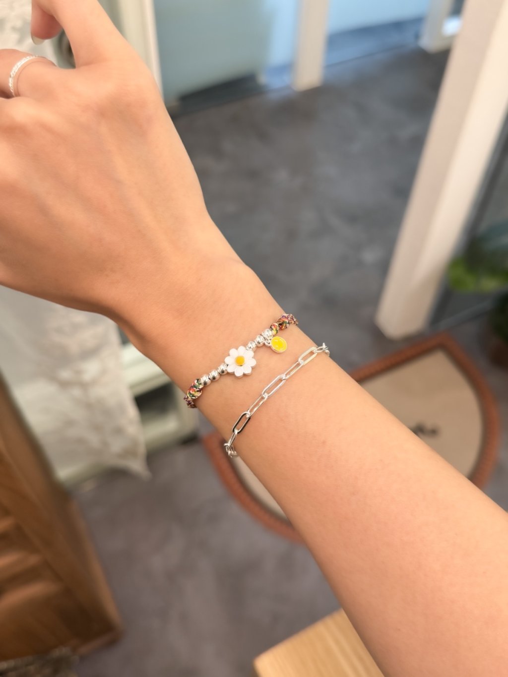 B1504 Chrysanthemum Smiley Colorful Cord Bracelet