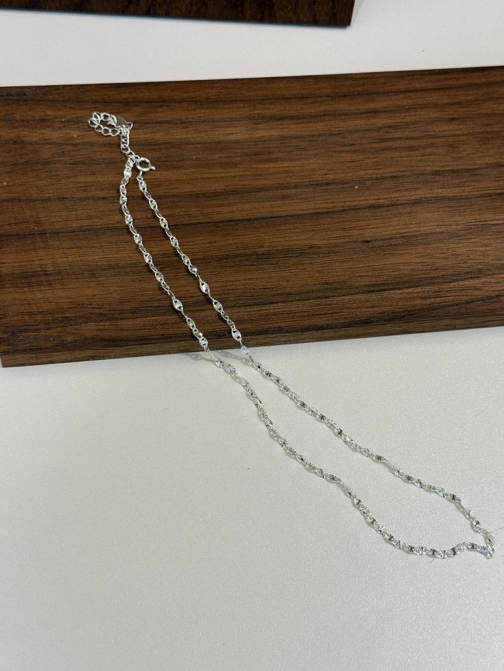 N1303 Cubic Zirconia Starburst Necklace