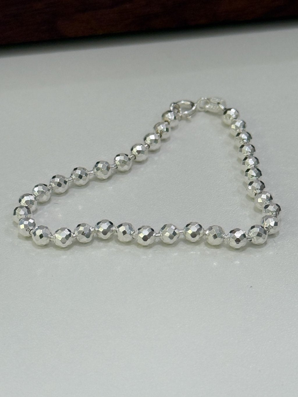 B1511 4MM Faceted Bead Bracelet