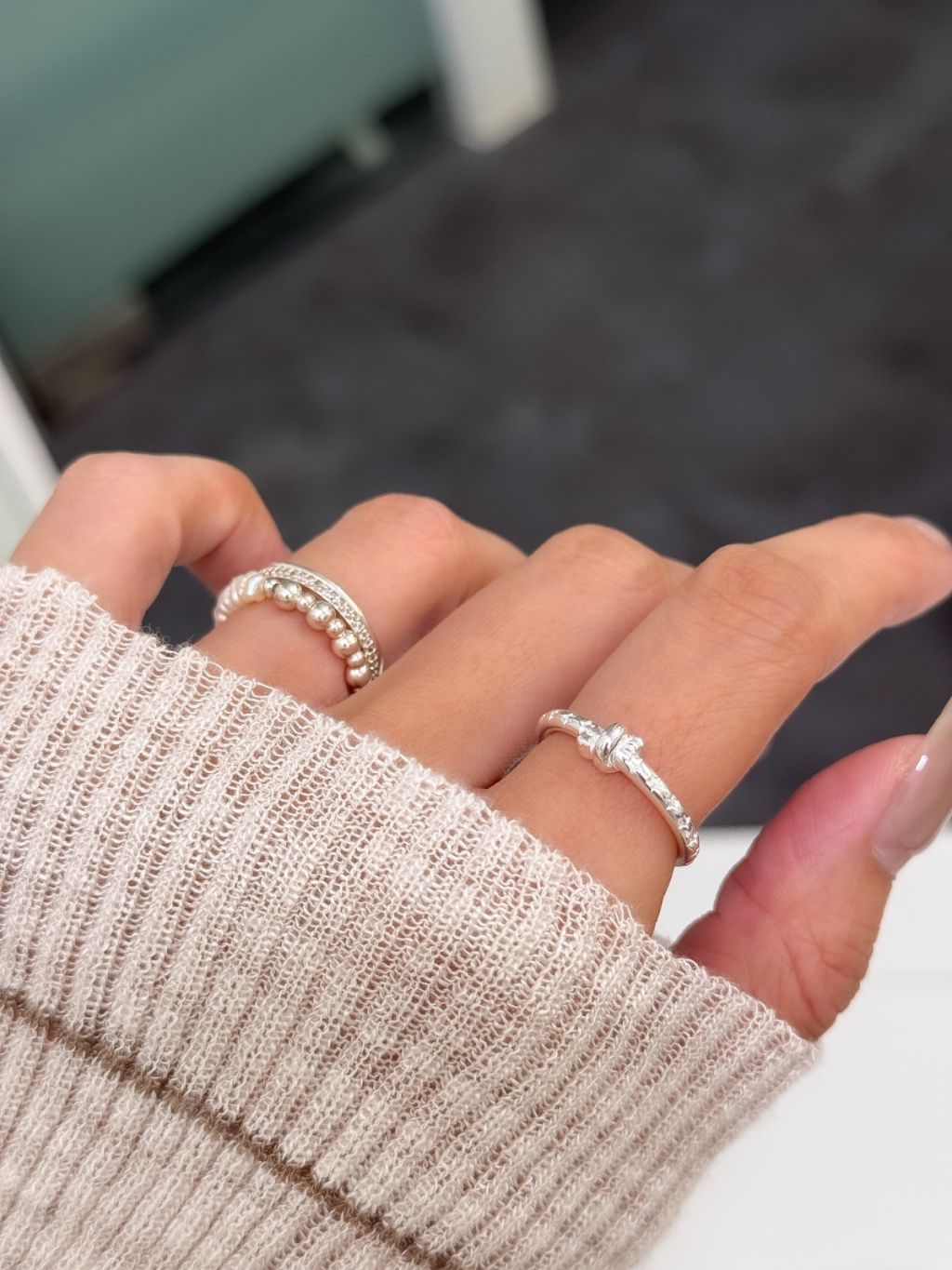 R1700 Knotted Star Pattern Ring