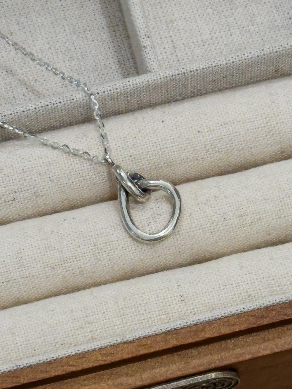 N1315 Knotted Large Circle Long Necklace