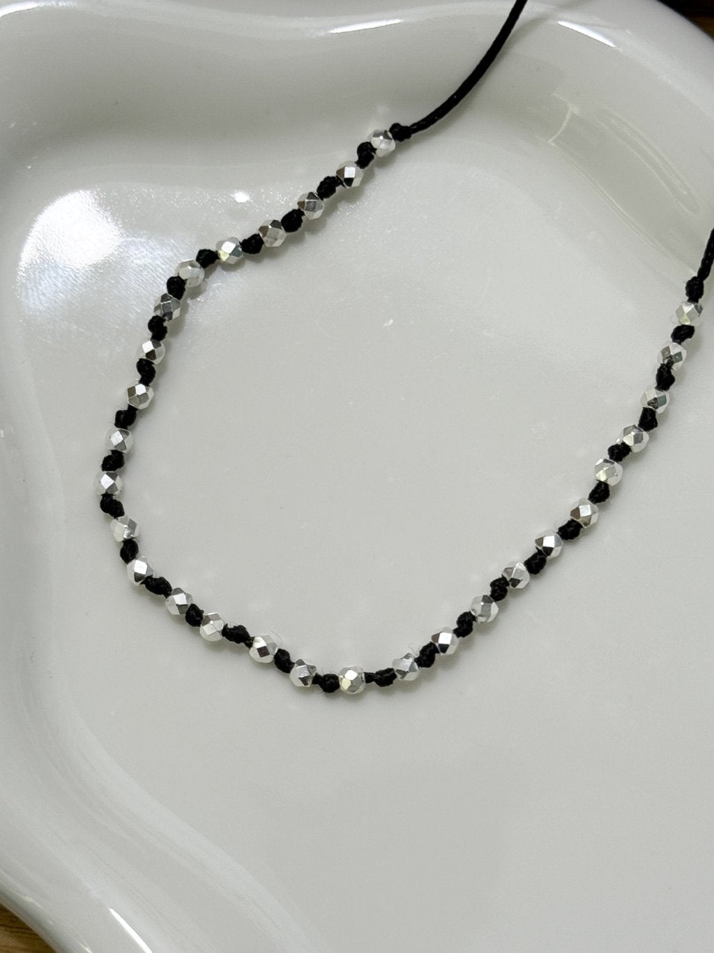 N1320 Waxed Cord Square Bead Clavicle Necklace