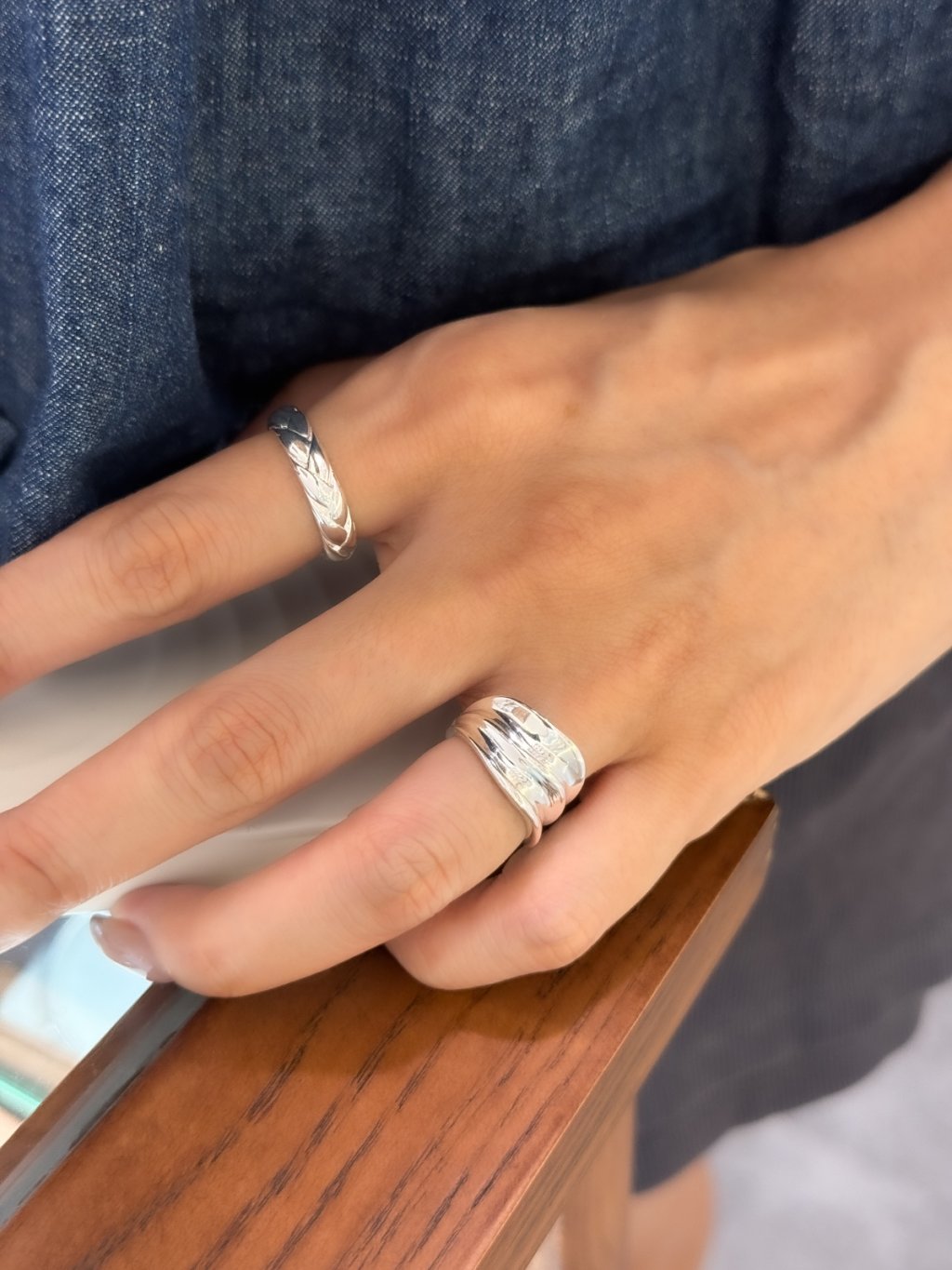 R1702 Three-Layer Wavy Thick Tail Ring