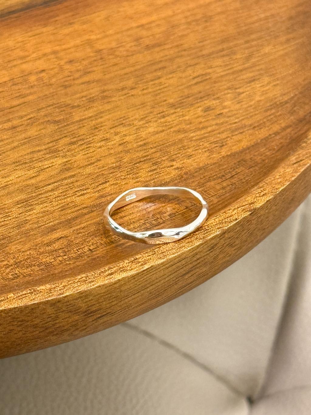 R1720 Irregular Wave Ring