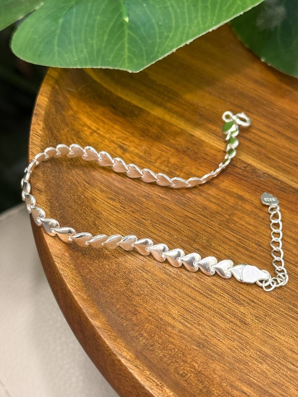 B1524 Heart-to-Heart Snake Bone Bracelet