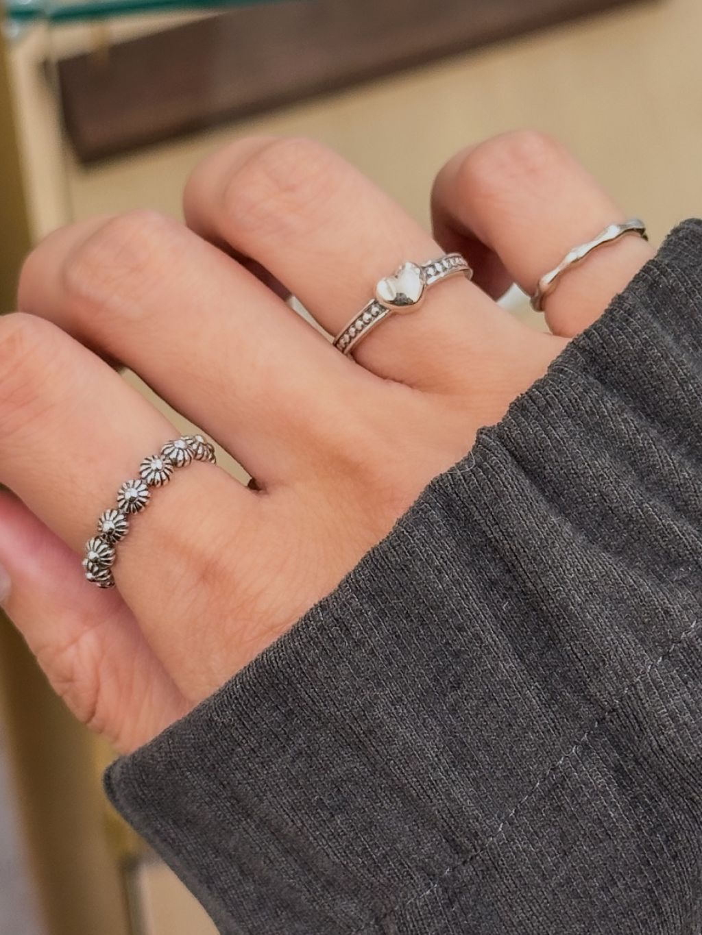R1722 Distressed Sunflower Ring