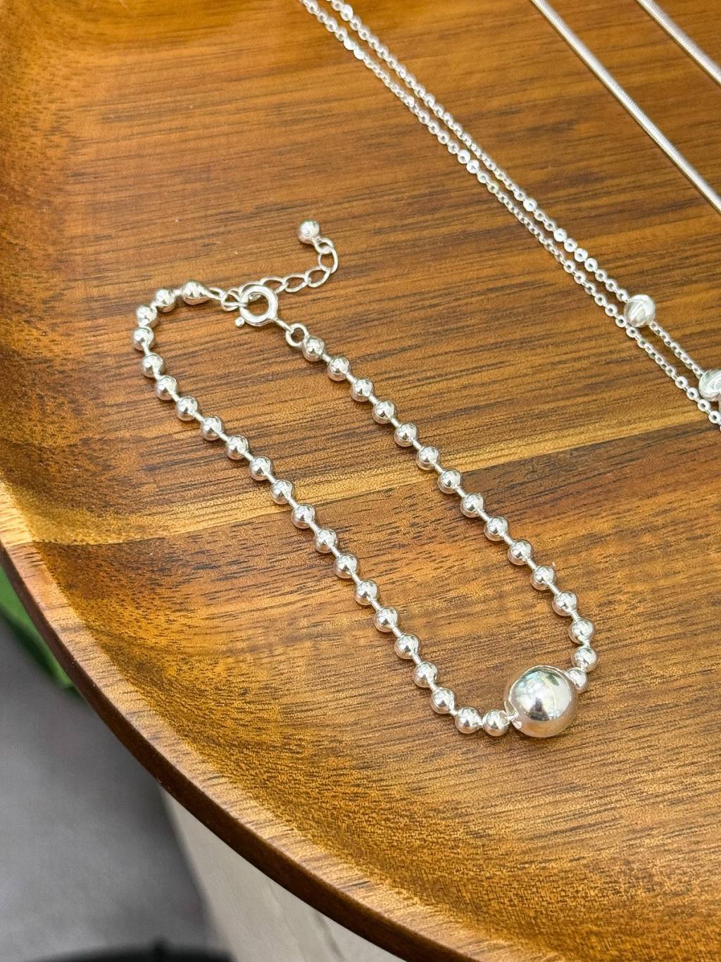 B1532 8MM Round Bead Bracelet (Beads are removable)