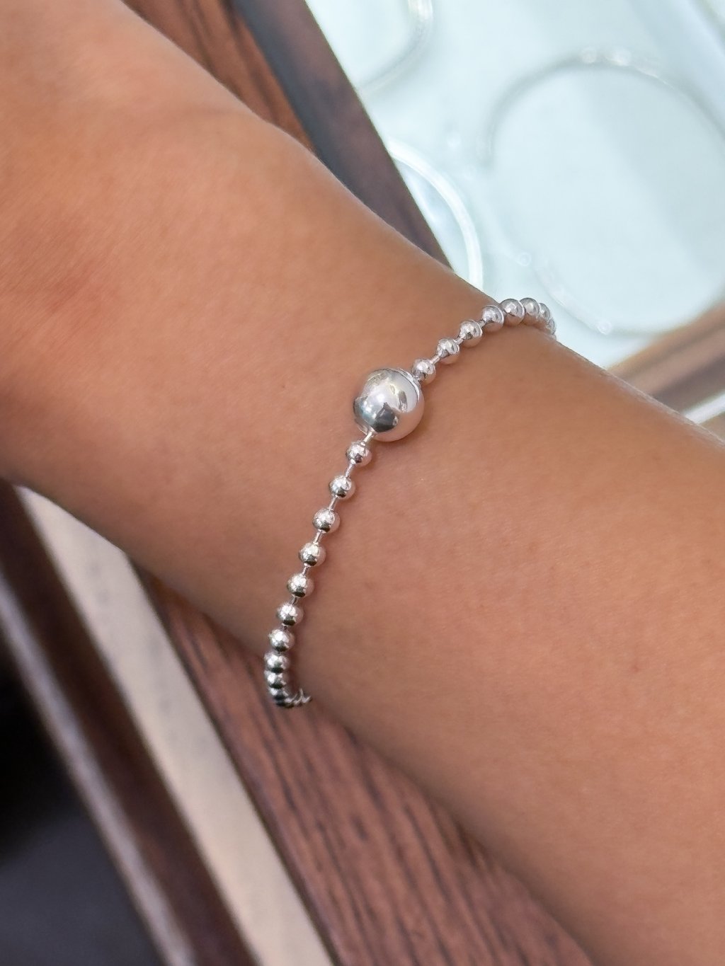 B1532 8MM Round Bead Bracelet (Beads are removable)
