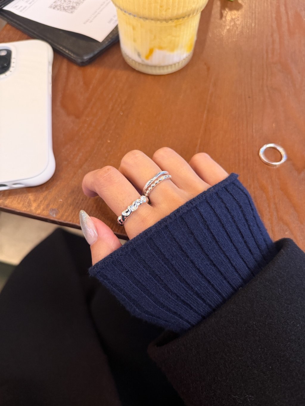 R1731 Thick Textured Ring