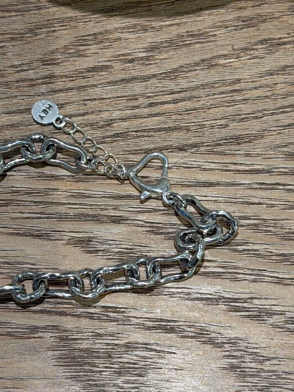 B1535 Vintage Heavy-Duty Heart Lock Bracelet