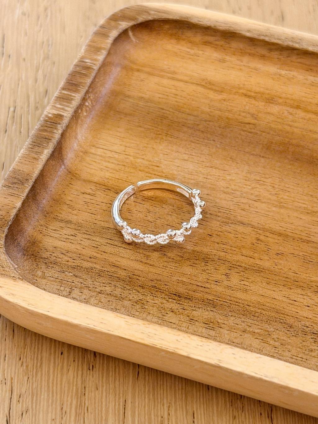 R1732 Woven Pom Pom Ring