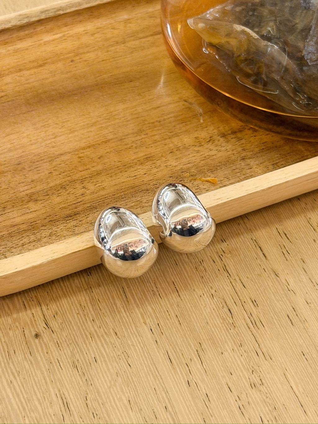 E1471 Smooth Bean Curd Earrings