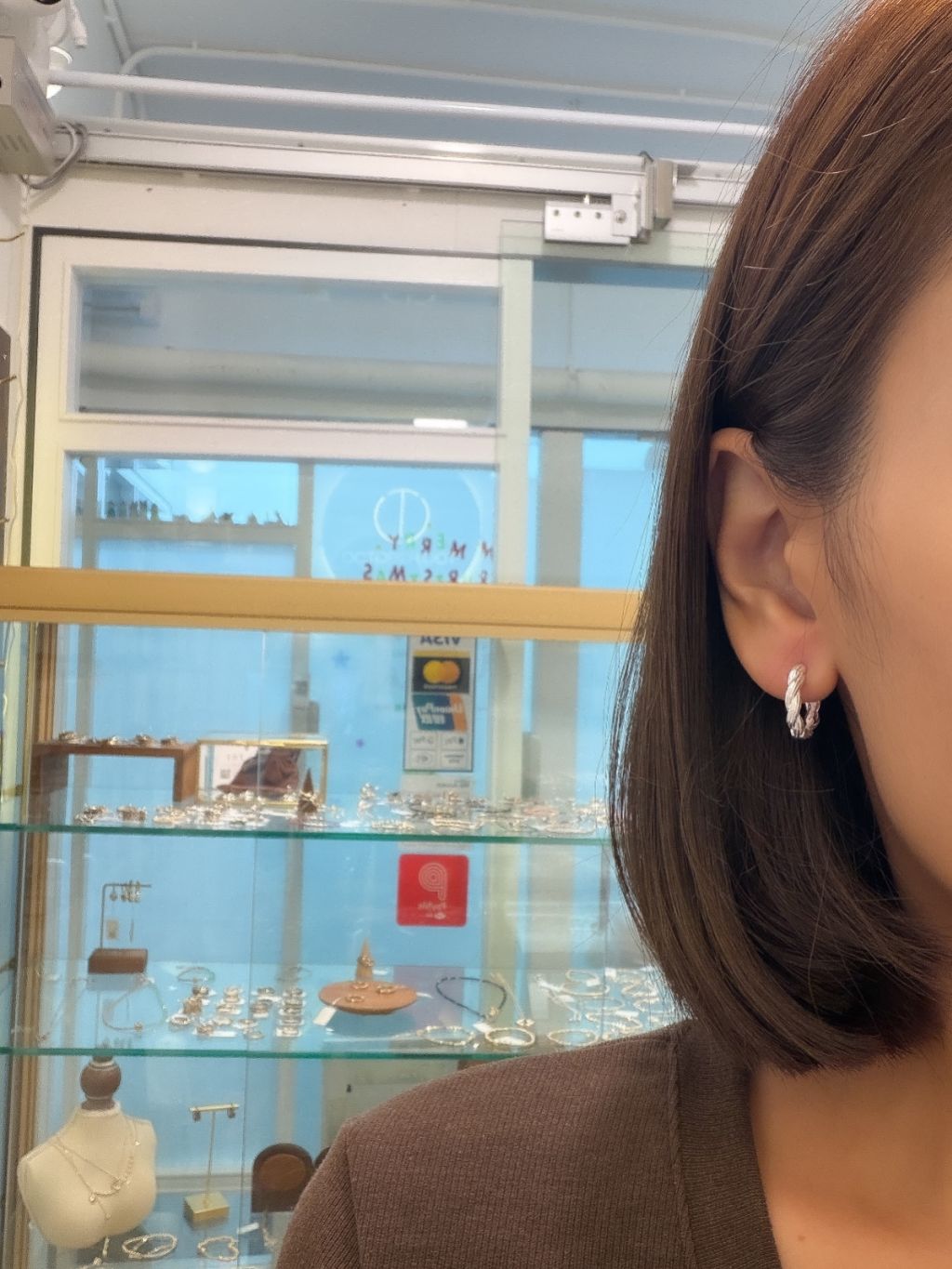 E1472 Twisted Stripe Hoop Earrings