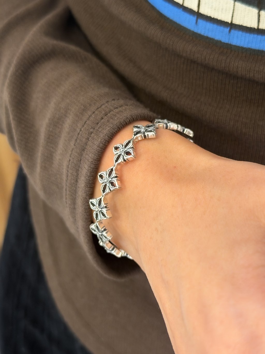 B1545 Hollow Clover Bracelet