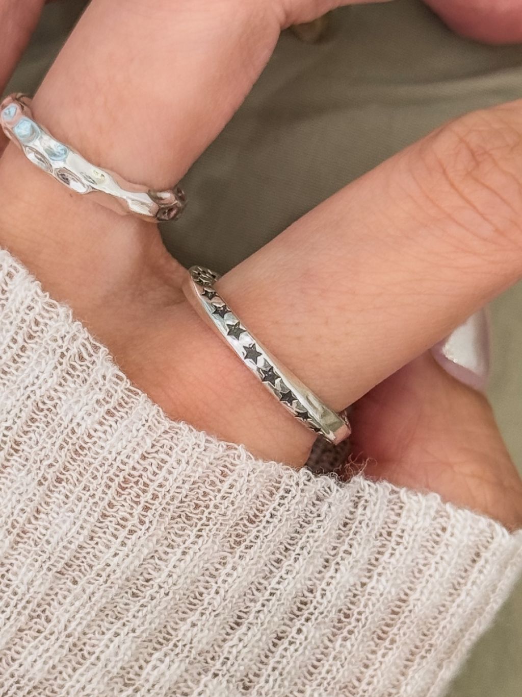 R1755 Twisty antique star ring