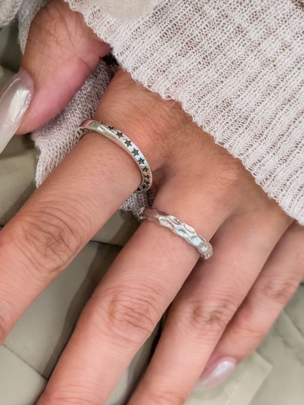 R1755 Twisty antique star ring