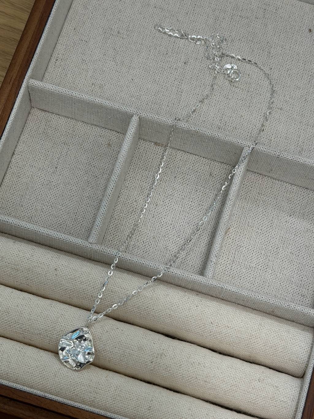N1348 Irregular Oval Tag Necklace