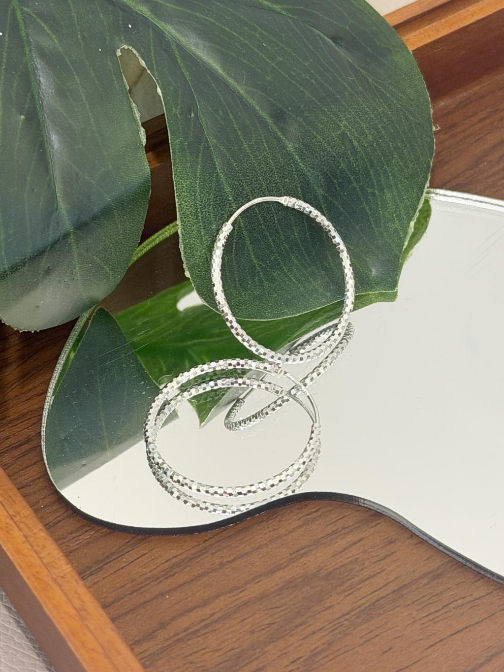 E1479 3cm Cut-out Glitter Hoop Earrings