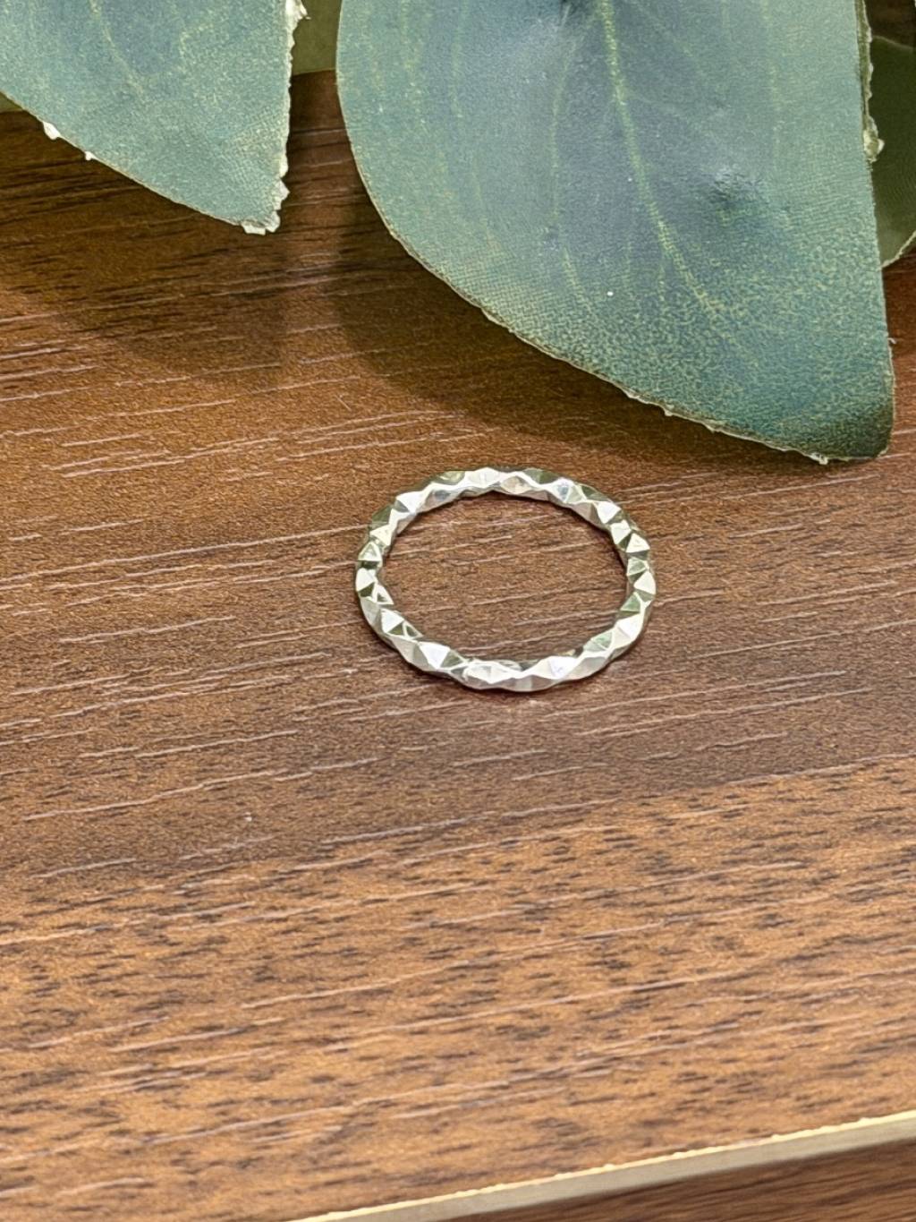 R1760 Multi-Faceted Beveled Ring