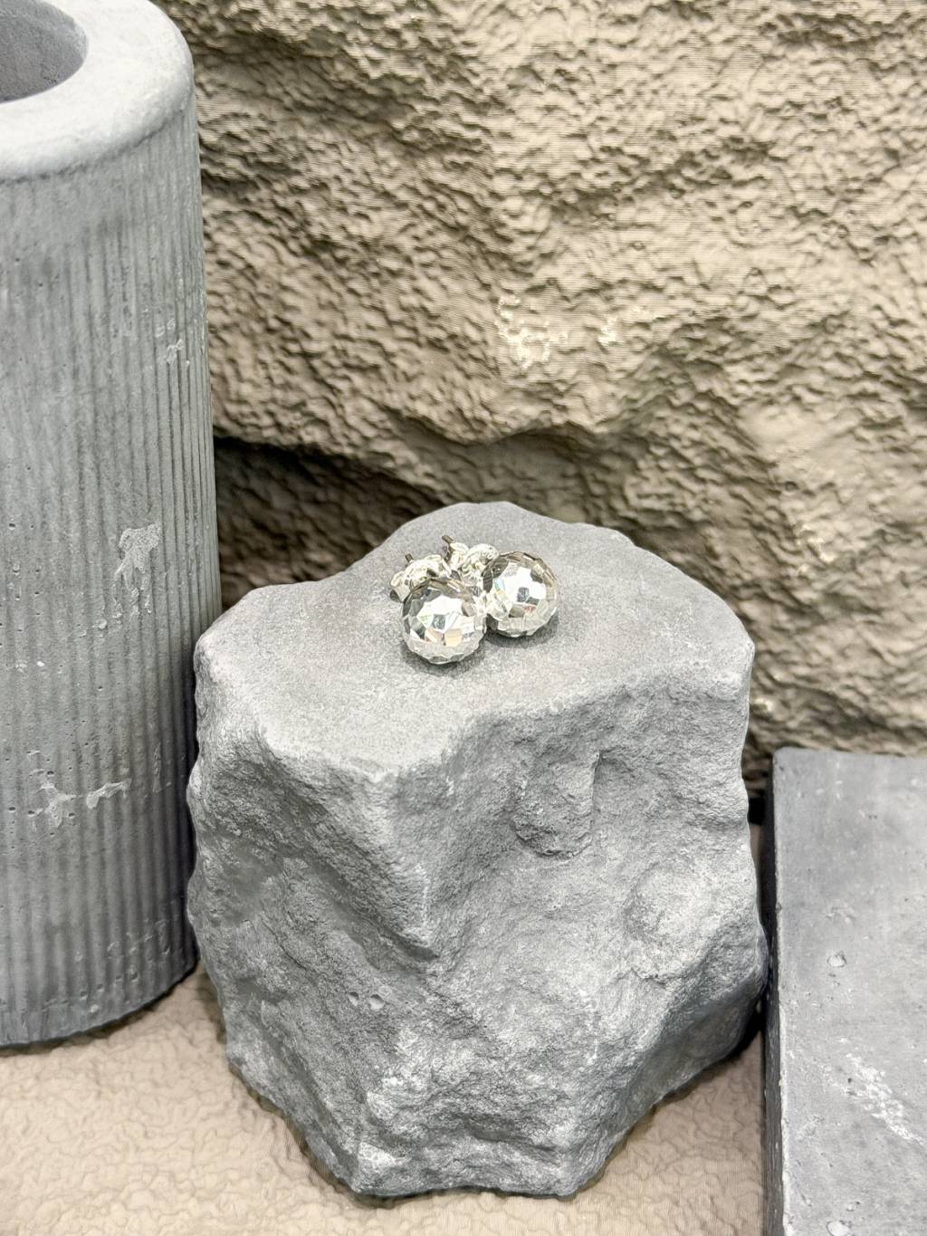 E1483 Multi-faceted Mirror Ball Earrings
