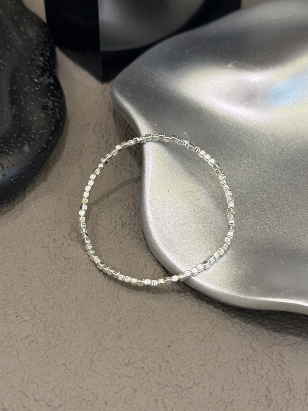 B1564 1.8mm Square Ice Cube Bead Elastic Bracelet