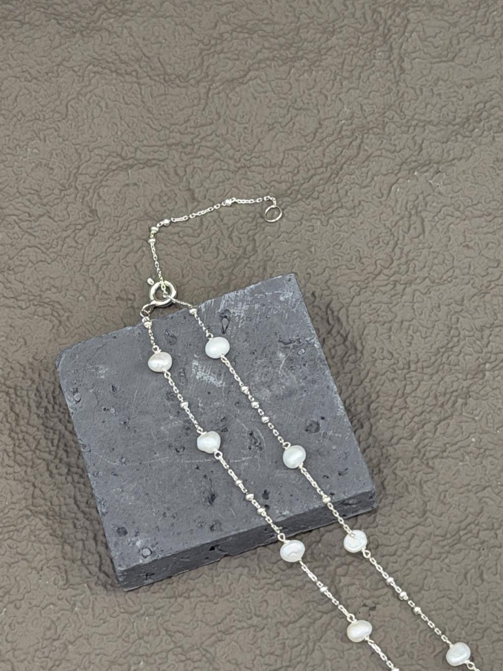 N1353 Freshwater Pearl Spaced Silver Chain Necklace