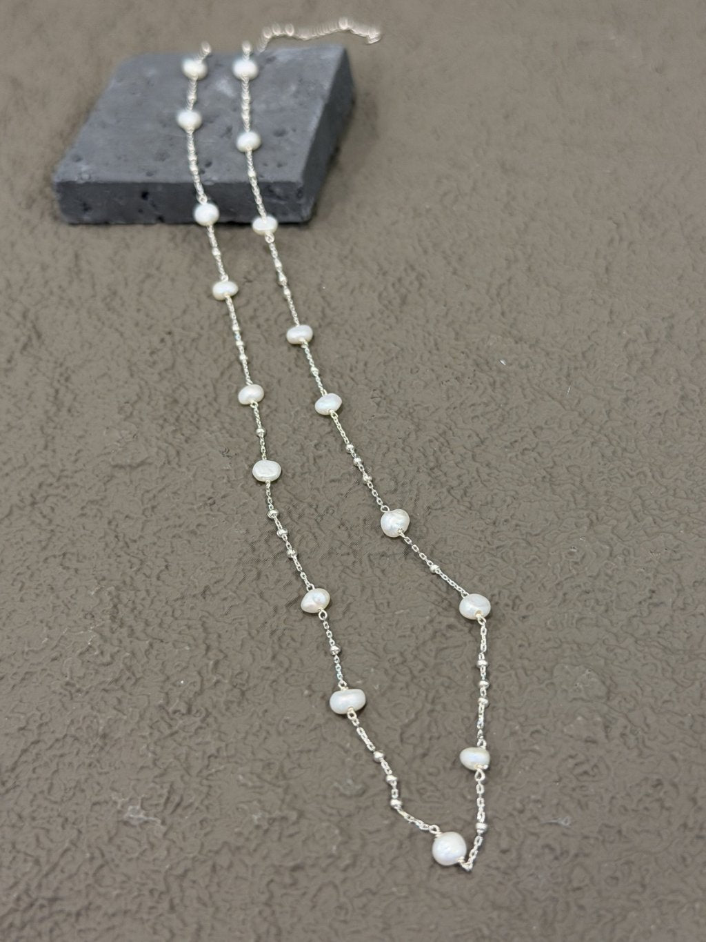 N1353 Freshwater Pearl Spaced Silver Chain Necklace