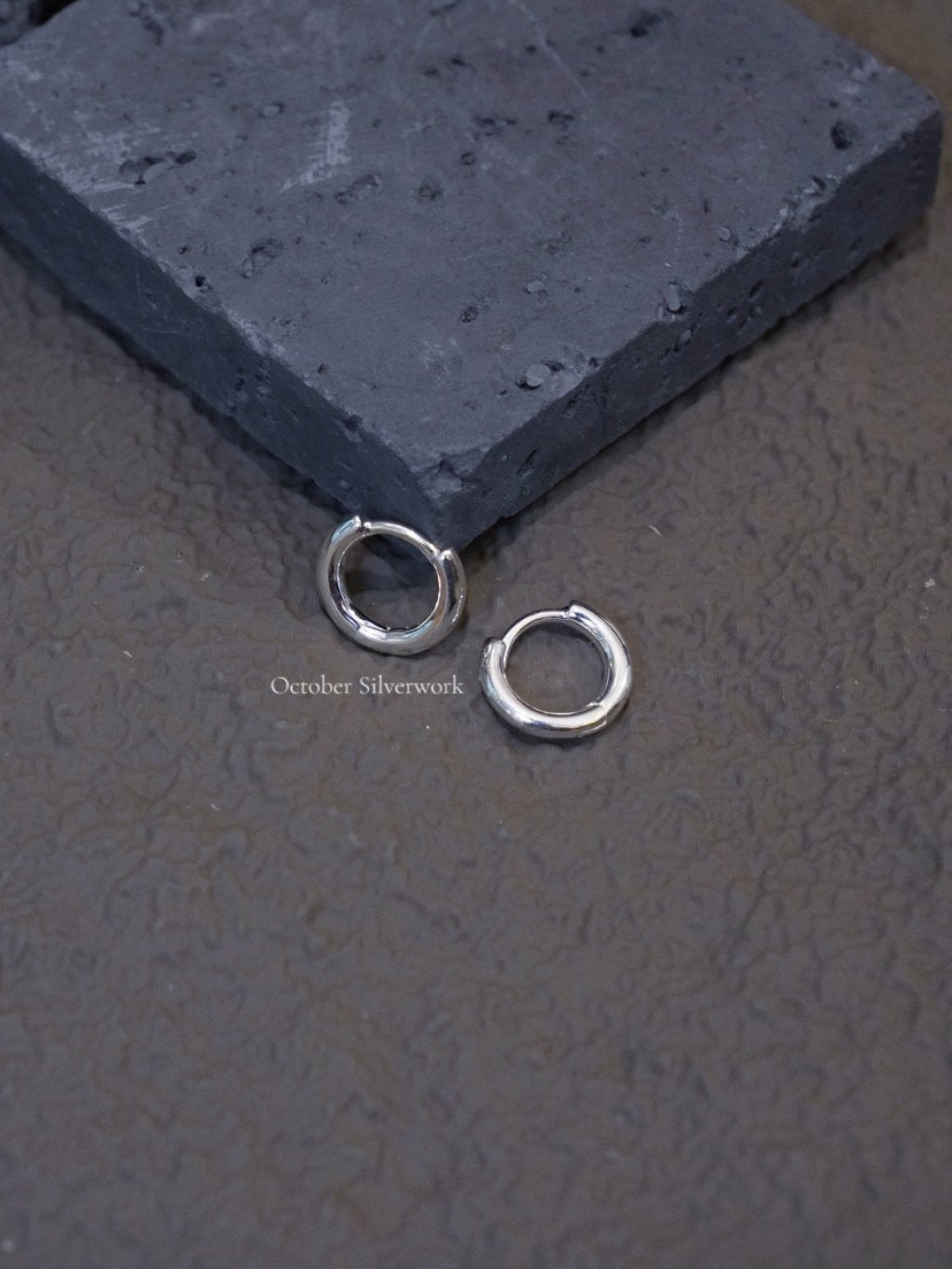 E1487/E1488 8mm/10mm Smooth Hoop Earrings