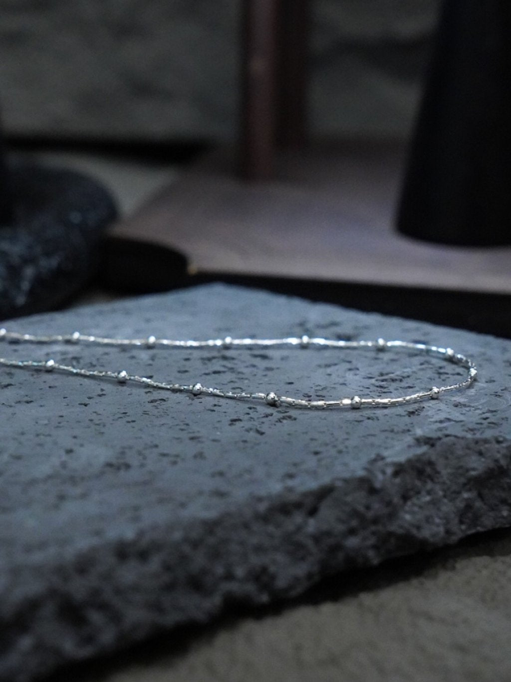 N1356 Long Beaded Choker with Round Beads