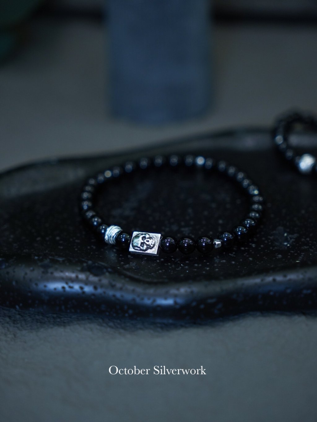 B1566 6mm Men's Black Onyx Skull Stretch Bracelet