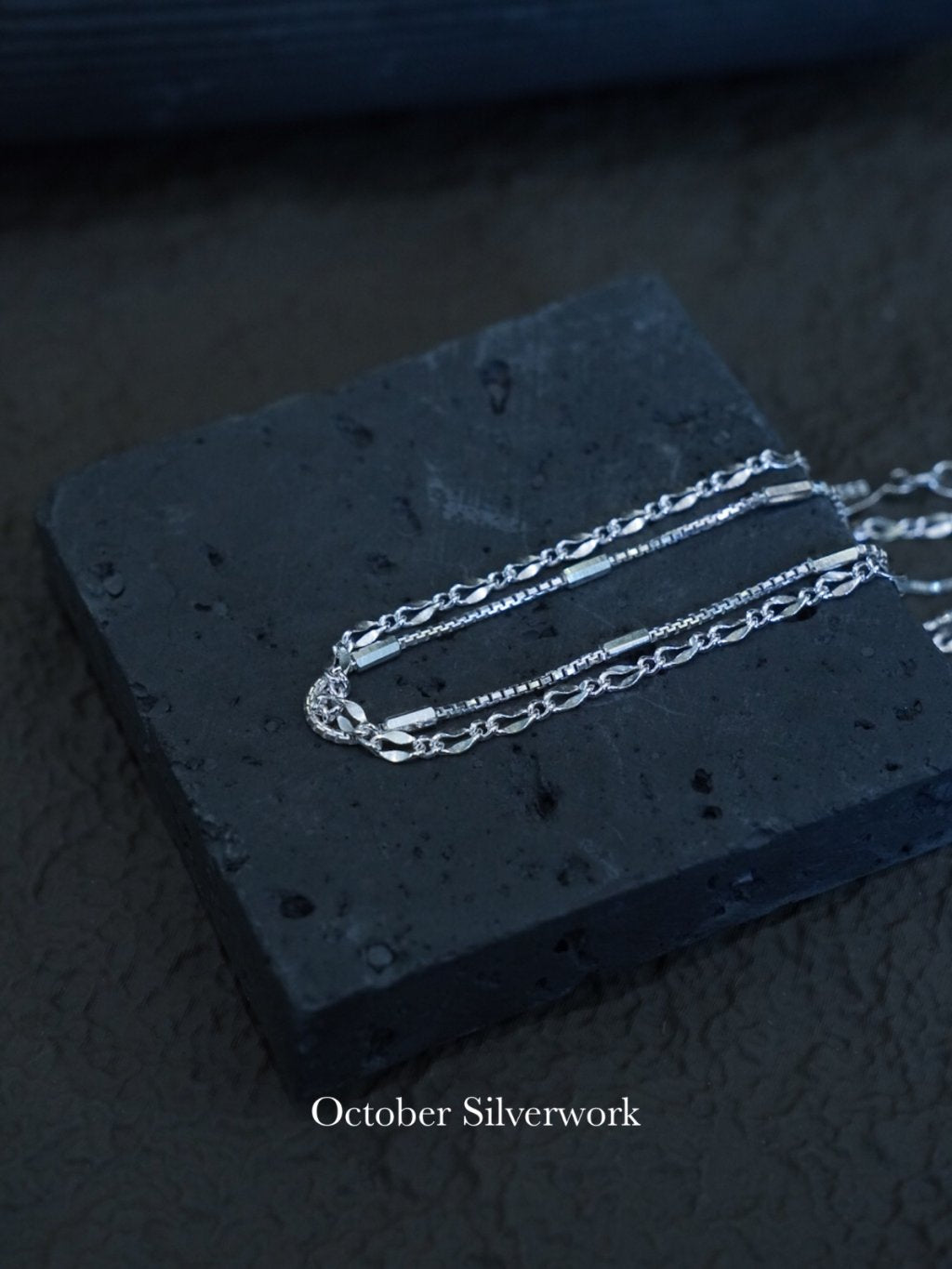 B1571 Ripple Double Chain Bracelet