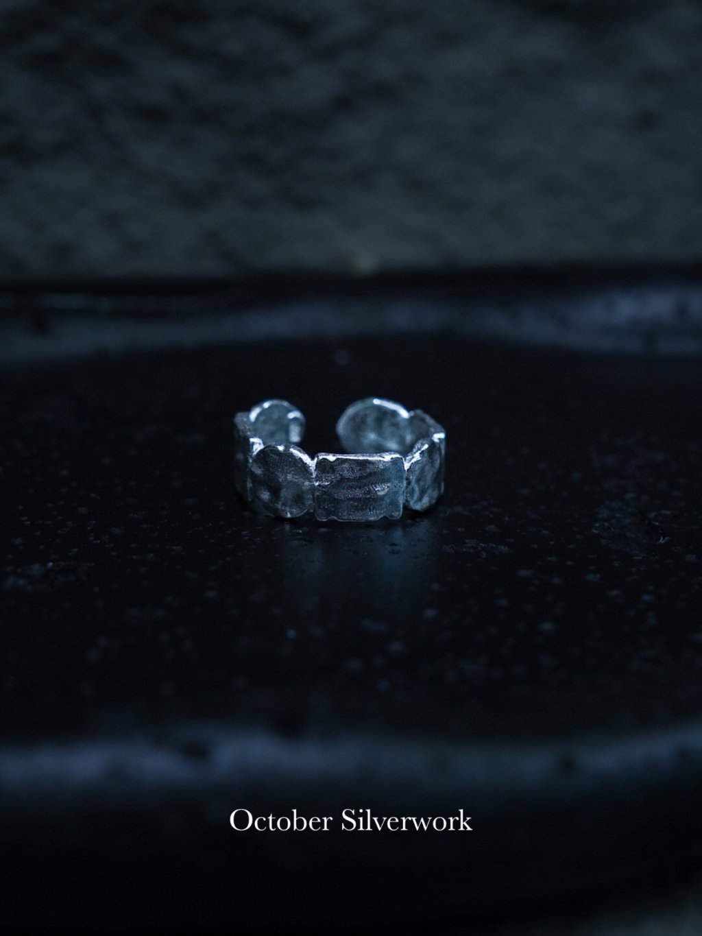R1788 Foil Round Ring