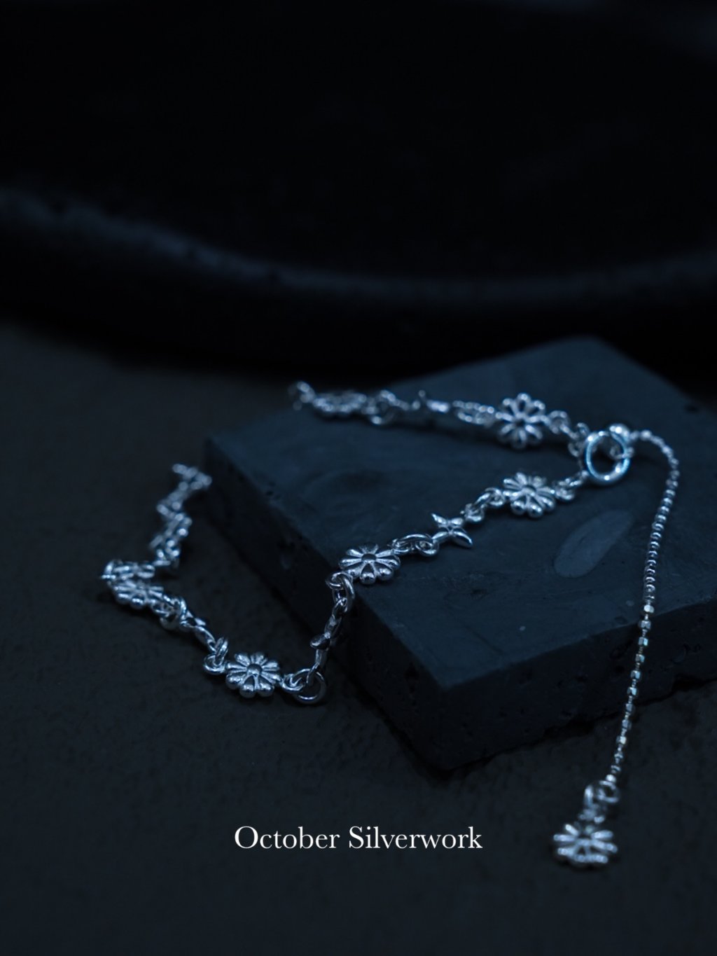B1574 Flower Cross Pull Bracelet