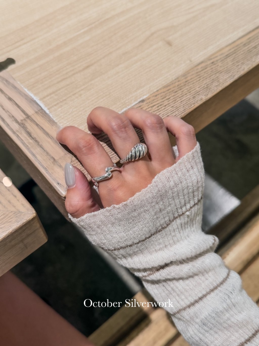 R1790 Twill Distressed Horn Ring