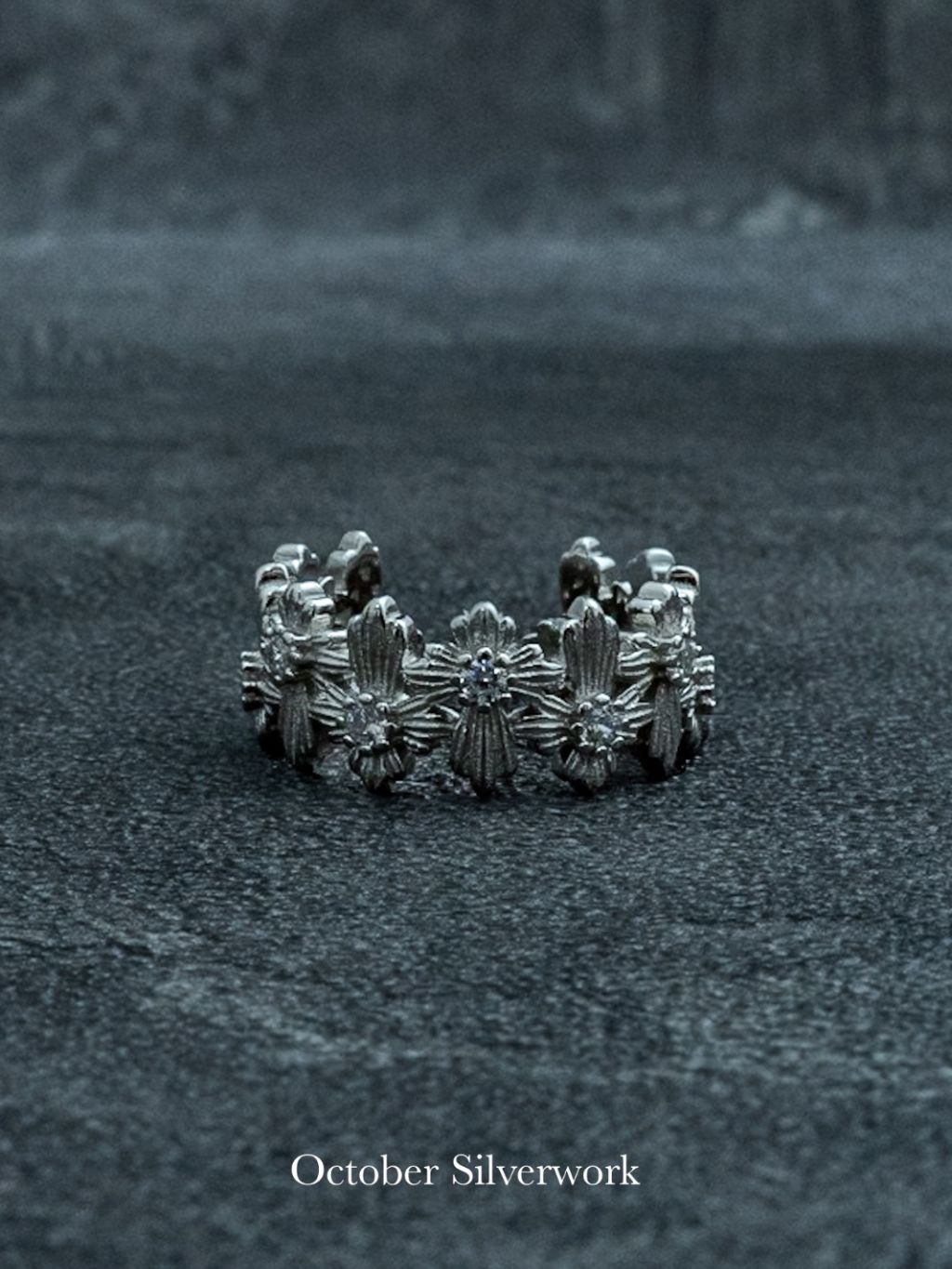 R1793 Zircon Cross Ring
