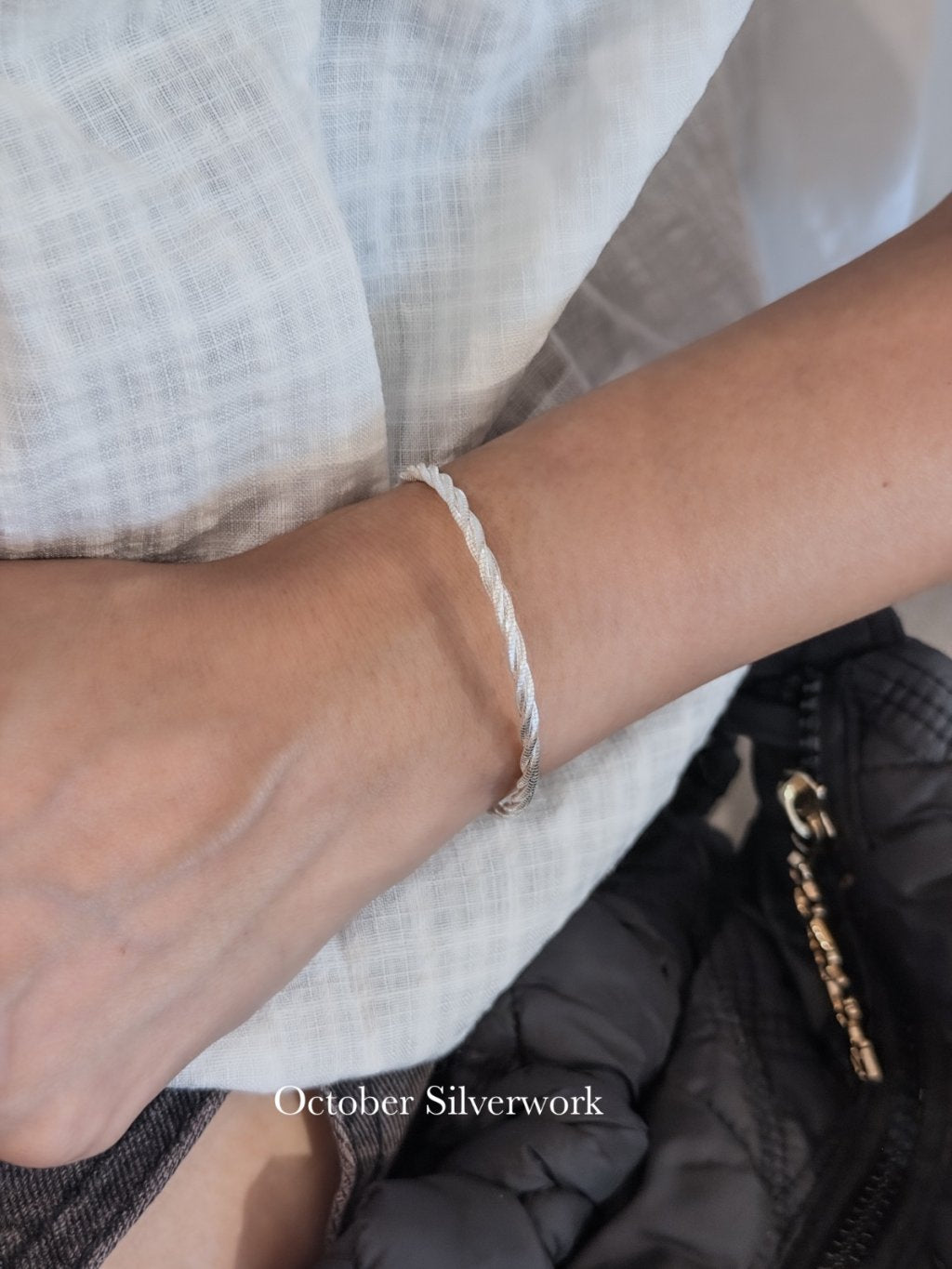 B1576 Italian Silk Thread Twisted Bracelet