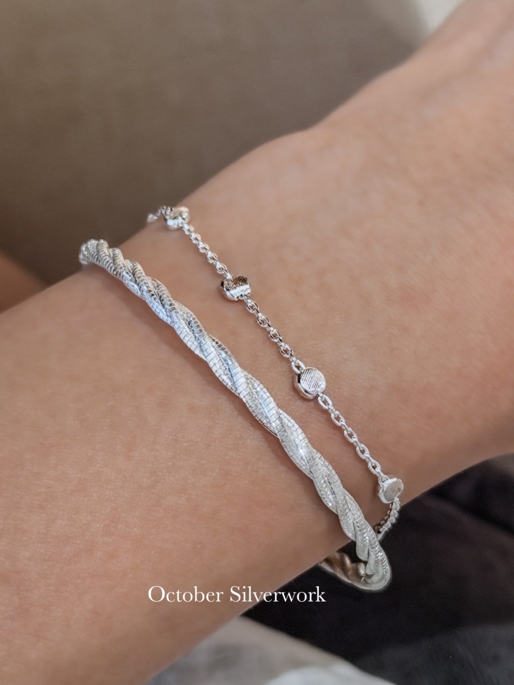 B1579 Solid Round Frosted Bracelet